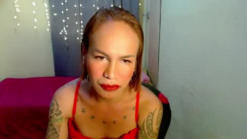 Snapshot of indaypakay_ts chatting on December 27, 4:36 am Pakay online show from December 27, 4:36 am