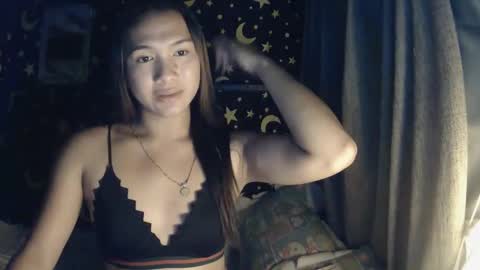 MAXINE online show from February 4, 1:59 pm