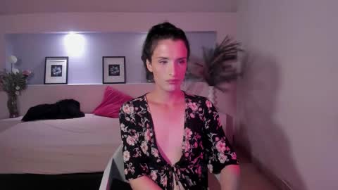 IsabelFernandez online show from September 27, 6:44 am
