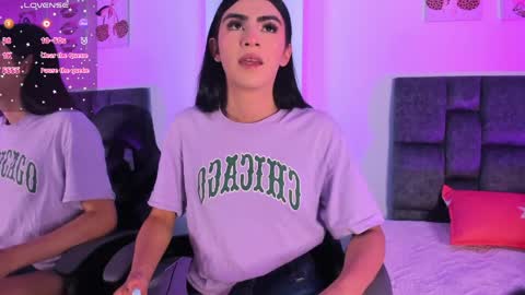 Isabella Moon9 online show from April 12, 6:33 pm