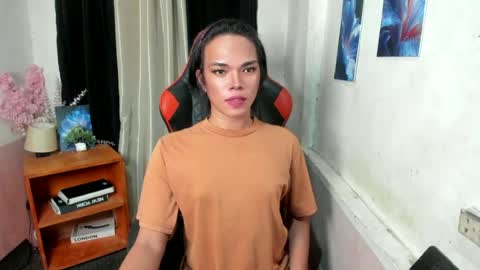isla_flame_ online show from June 24, 5:00 pm