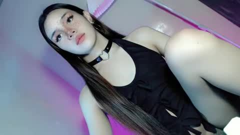 EZZIE online show from September 28, 1:48 am