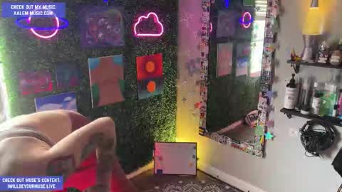 Muse hethey online show from February 22, 8:33 pm