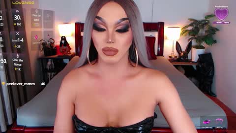 Queen Jenifer online show from March 24, 10:48 pm