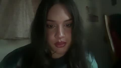 jennifer_robbie online show from November 8, 8:37 am