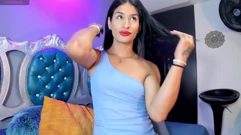 jennifer_t online show from December 18, 3:55 pm
