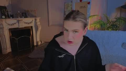 jes_solar online show from April 16, 10:23 pm