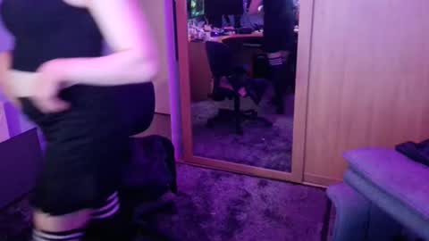 Snapshot of jessiessicaxx chatting on January 4, 12:16 am Jessiessicaxx online show from January 4, 12:16 am