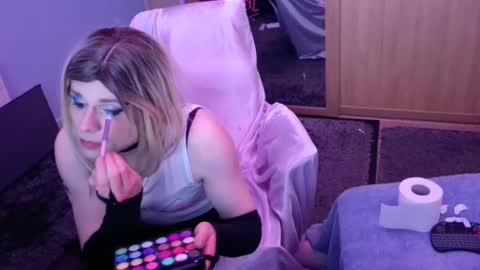 Snapshot of jessiessicaxx chatting on February 16, 11:38 am Jessiessicaxx online show from February 16, 11:38 am