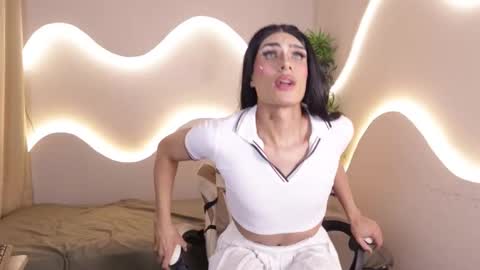 Jessy G  Please help me with your thumbs up its important  online show from December 2, 5:43 am