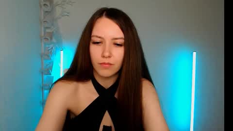 Emma online show from September 15, 8:58 pm