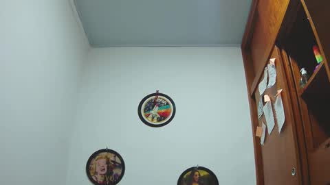 Miguel     online show from February 22, 1:41 am