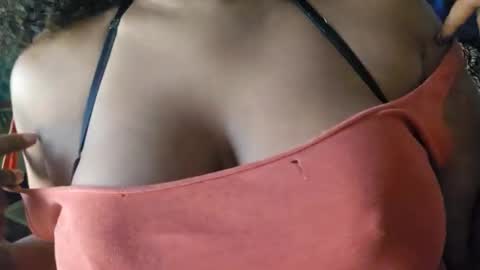 Snapshot of joanieluvschachii chatting on October 8, 11:17 pm JoanieluvschachiTrans-Girl online show from October 8, 11:17 pm