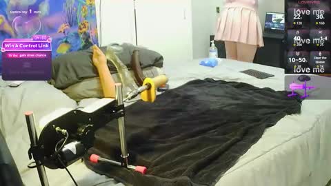 sissyjolicia online show from December 21, 4:18 am