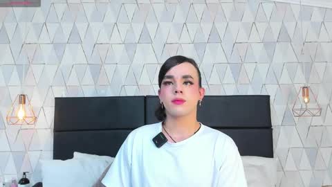 Justine online show from January 7, 4:05 am