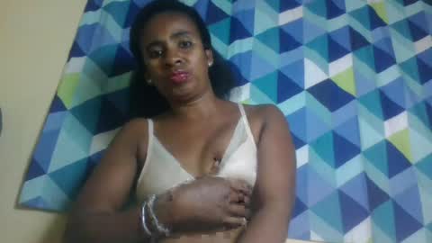 juvancee online show from July 28, 6:31 pm