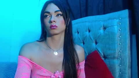 CAMILA SANTAMARIA online show from June 5, 7:14 am