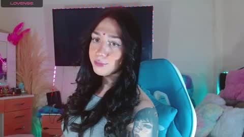 karla online show from December 23, 11:39 pm