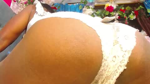 KARLY.  online show from December 19, 9:47 am