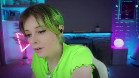 Katie online show from April 17, 2:20 pm