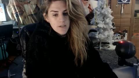 Katie online show from December 4, 4:49 am