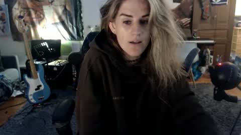 Katie online show from June 4, 4:48 am