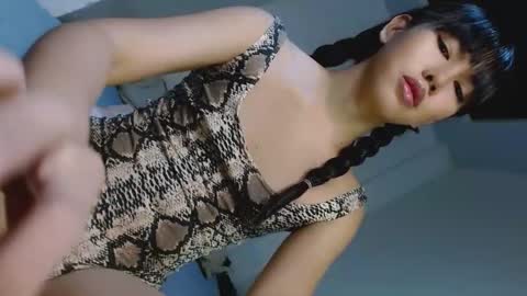 katrina_foxxx online show from December 21, 4:07 am