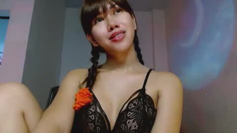 katrina_foxxx online show from April 16, 9:39 pm