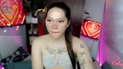 Kelly Smith online show from February 2, 3:27 am