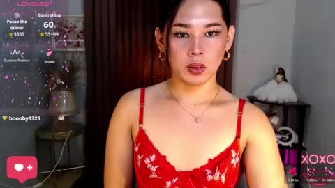 Snapshot of kiethmadison_miller chatting on October 17, 9:35 am Im Mia online show from October 17, 9:35 am