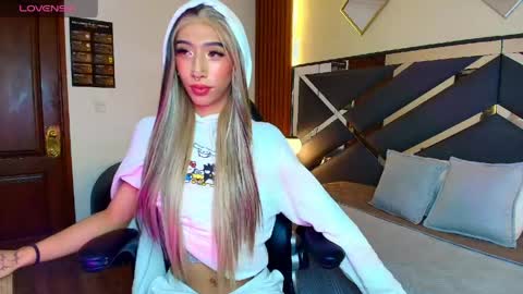 Kittie Vixen online show from April 28, 7:29 pm
