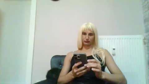 Palo313 online show from November 10, 3:57 pm