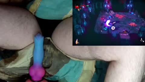 Snapshot of knottedkit chatting on January 6, 6:47 am knottedkit online show from January 6, 6:47 am