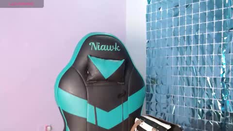 kristel_lee online show from January 7, 3:15 pm