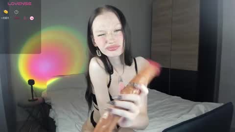 Kris   online show from March 2, 12:47 pm