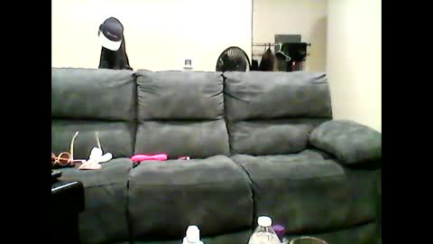 kulinky6969 online show from January 24, 8:44 am