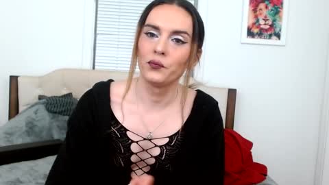 Lacey Phoenix online show from January 10, 1:21 am