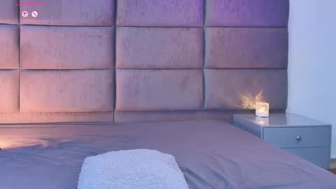 valentino moon online show from June 5, 2:04 am