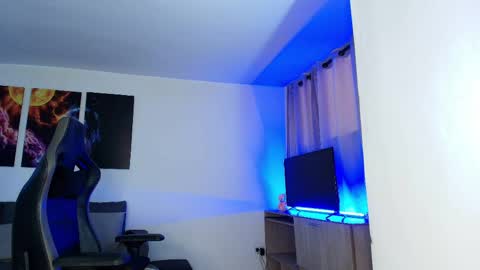 instagramlatin goddessx   im nikoll online show from March 31, 6:32 pm