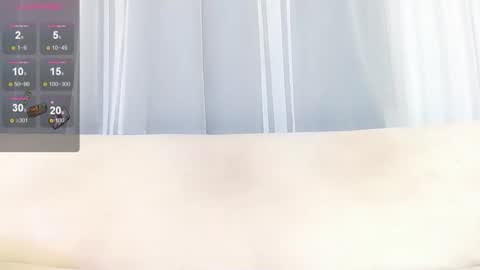 Snapshot of laura_sweet7 chatting on October 14, 11:26 pm Laura online show from October 14, 11:26 pm