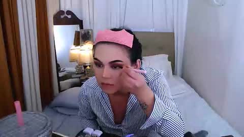 Cailey online show from March 22, 4:44 pm