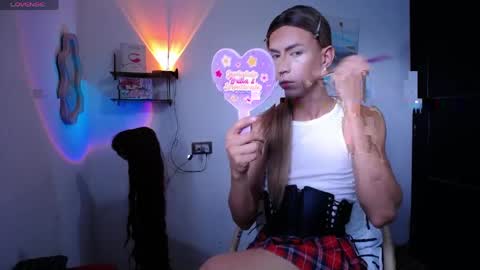 Liah Stone online show from April 14, 7:30 pm