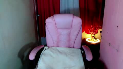 Lila online show from December 4, 10:52 am