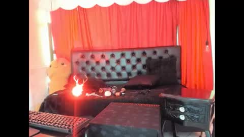 lilith_madame_satan online show from April 15, 7:08 pm