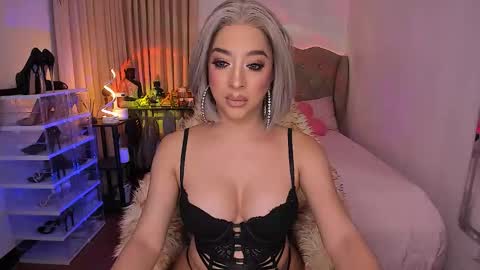 Goddess Ayumi online show from November 3, 4:00 am