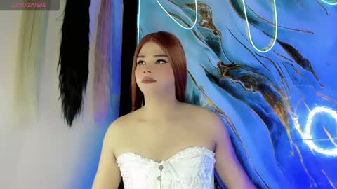 lorems_ online show from November 22, 11:23 am