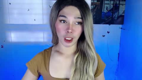 Snapshot of louilalicious chatting on February 17, 1:47 am louilalicious online show from February 17, 1:47 am