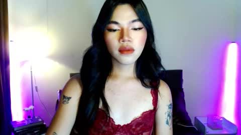 Snapshot of love_seren chatting on October 22, 12:07 pm Seren online show from October 22, 12:07 pm