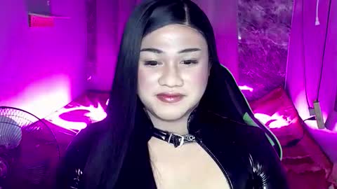 lovely_coleen online show from November 25, 12:56 am