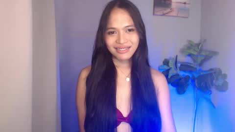 lovely_felicity online show from September 20, 11:38 am